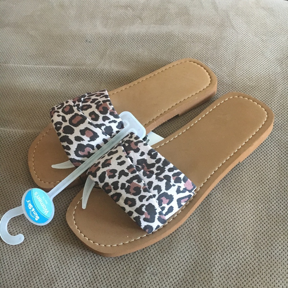Leopard Slide Sandals - Picture 1 of 4